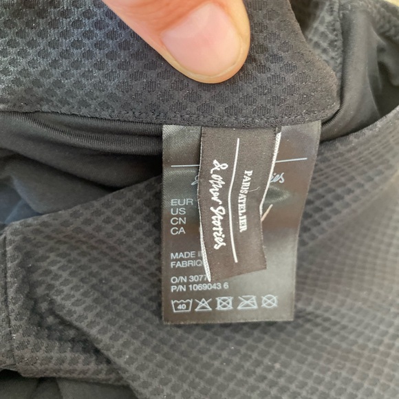 & Other Stories Cut-Out Square Halter Neck Black Swimsuit Size 6 NWOT - Picture 14 of 16